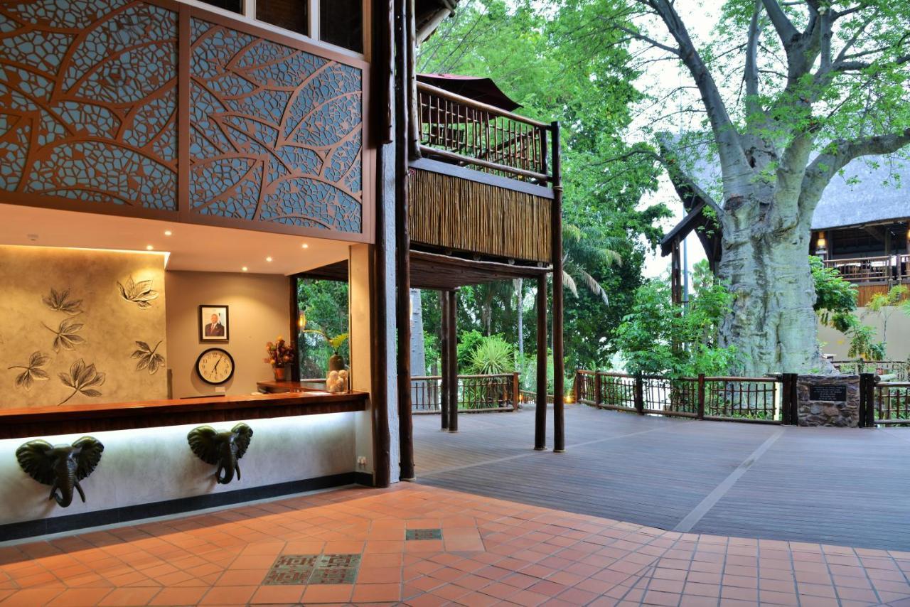 Cresta Mowana Safari Resort & Spa Касане Экстерьер фото