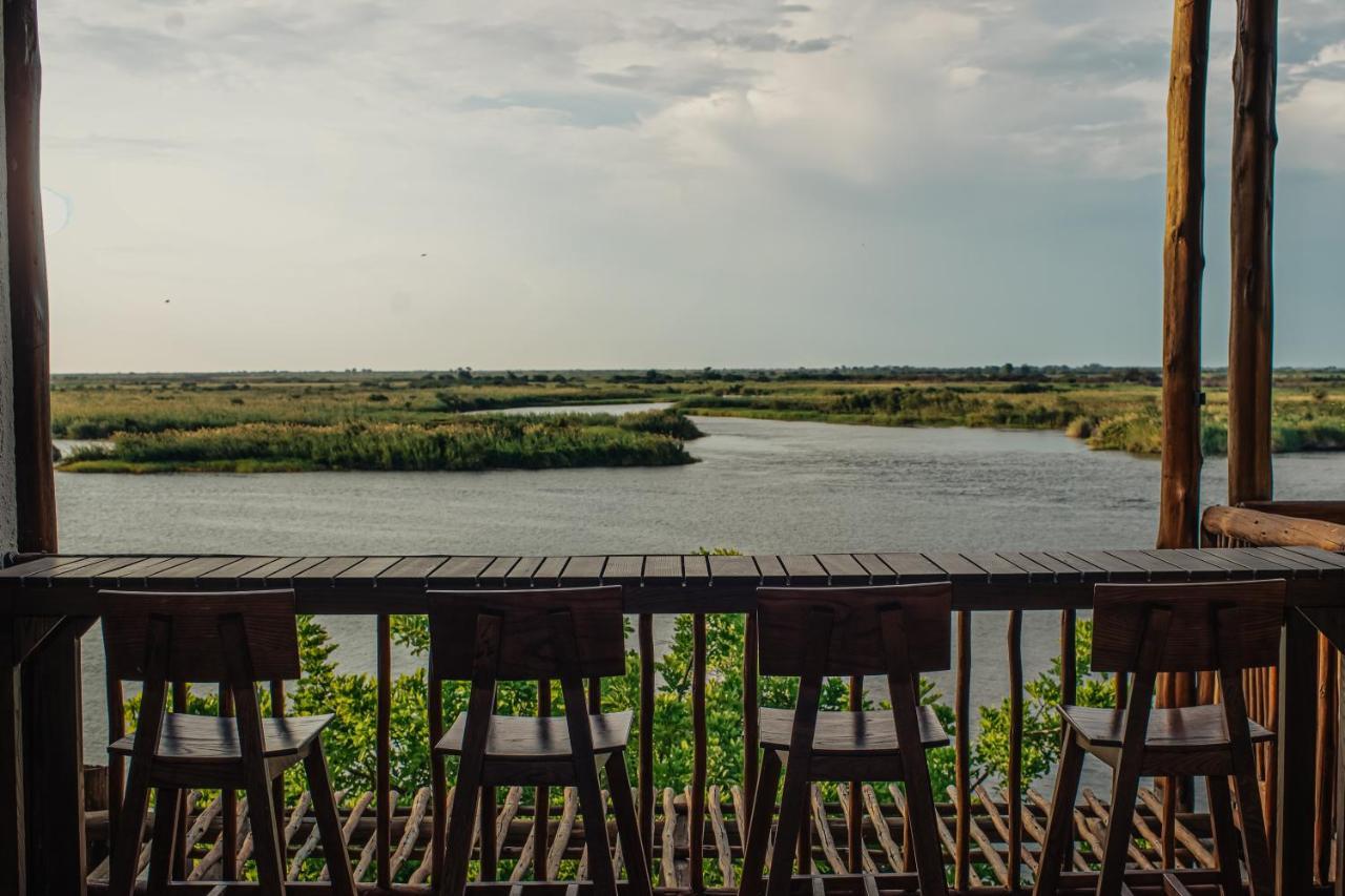 Cresta Mowana Safari Resort & Spa Касане Экстерьер фото