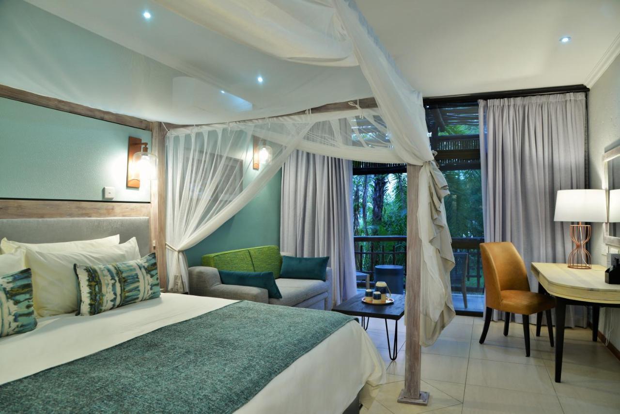 Cresta Mowana Safari Resort & Spa Касане Экстерьер фото